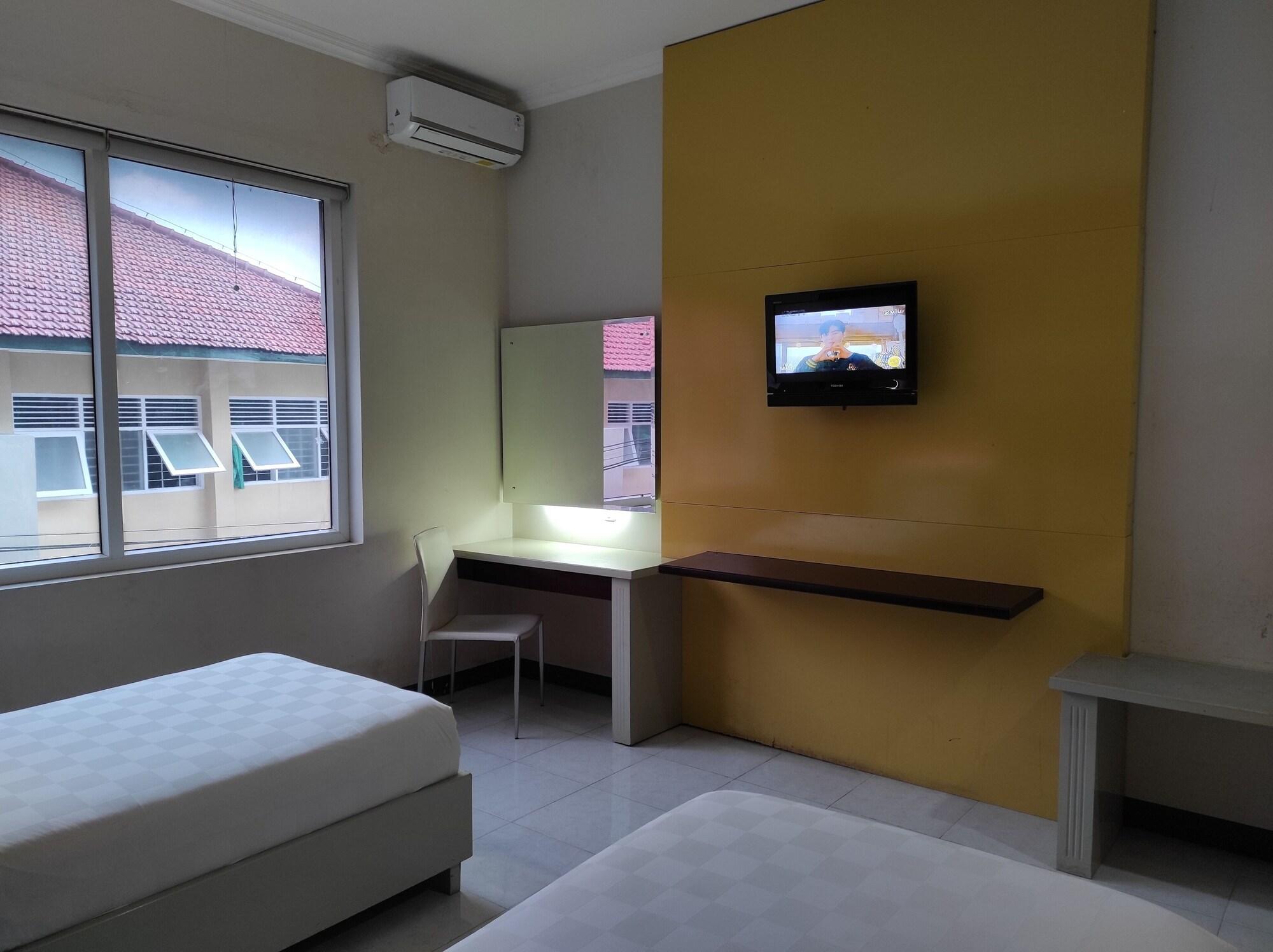 Hotel Orlen Джок'якарта Екстер'єр фото