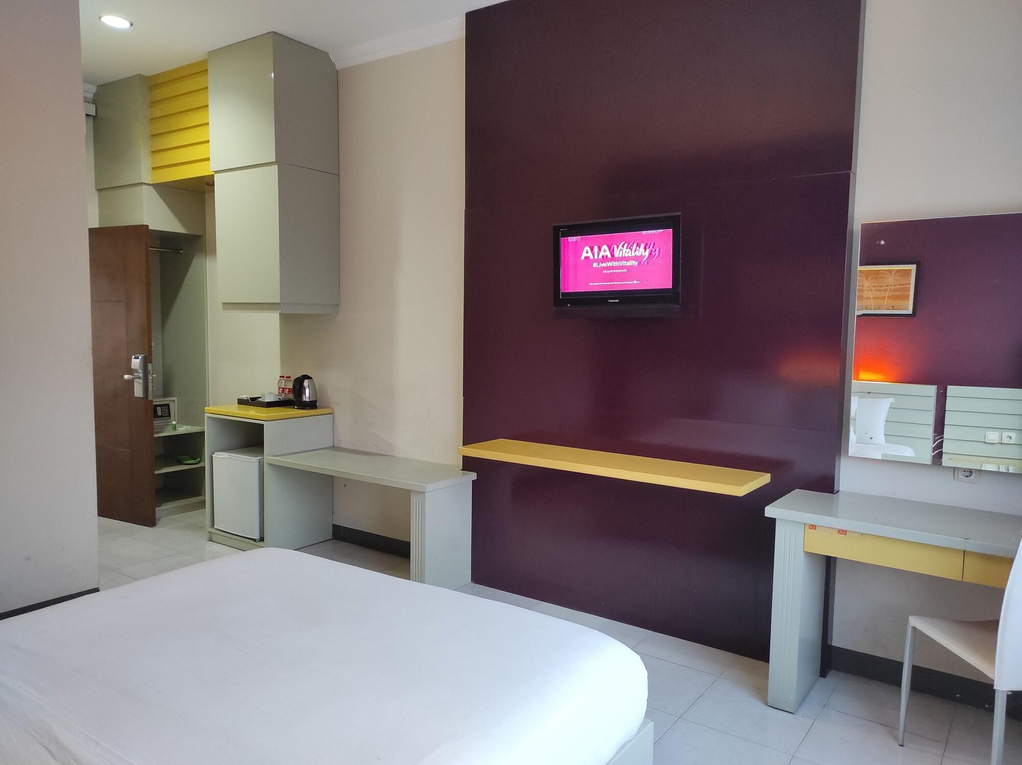 Hotel Orlen Джок'якарта Екстер'єр фото