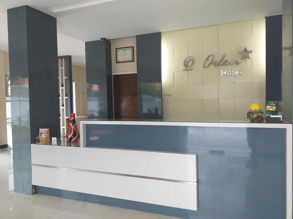 Hotel Orlen Джок'якарта Екстер'єр фото