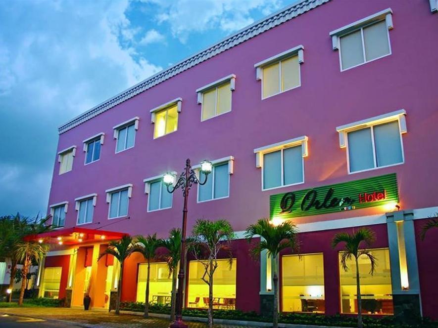 Hotel Orlen Джок'якарта Екстер'єр фото