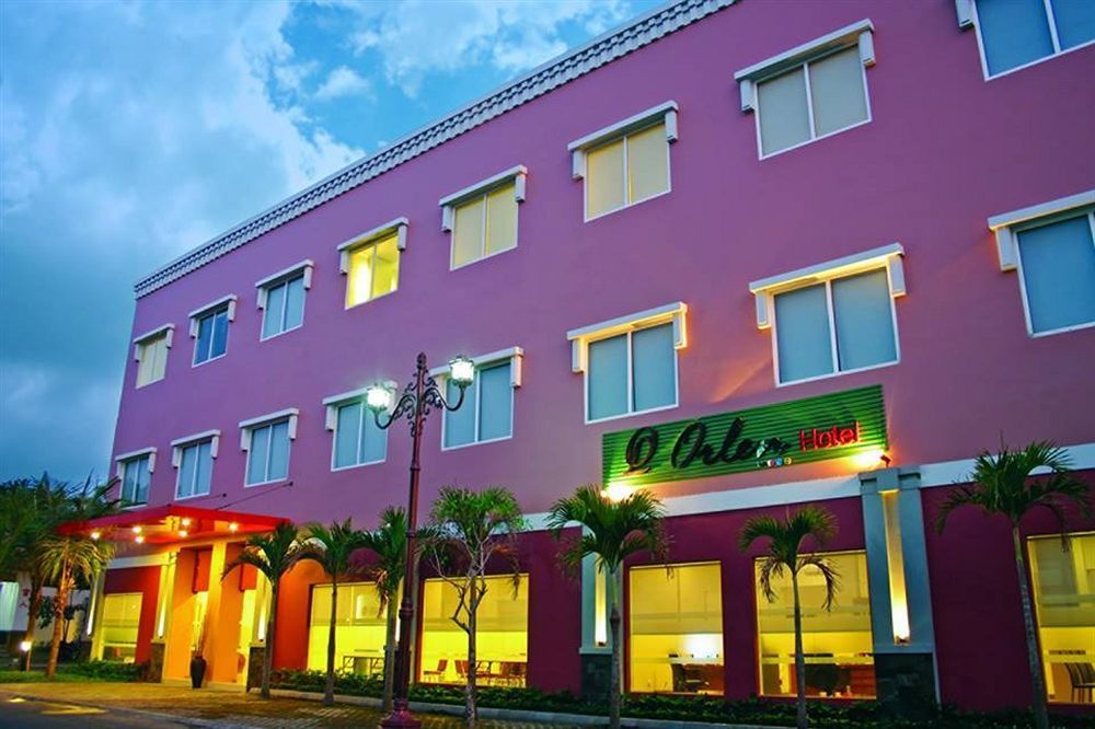 Hotel Orlen Джок'якарта Екстер'єр фото